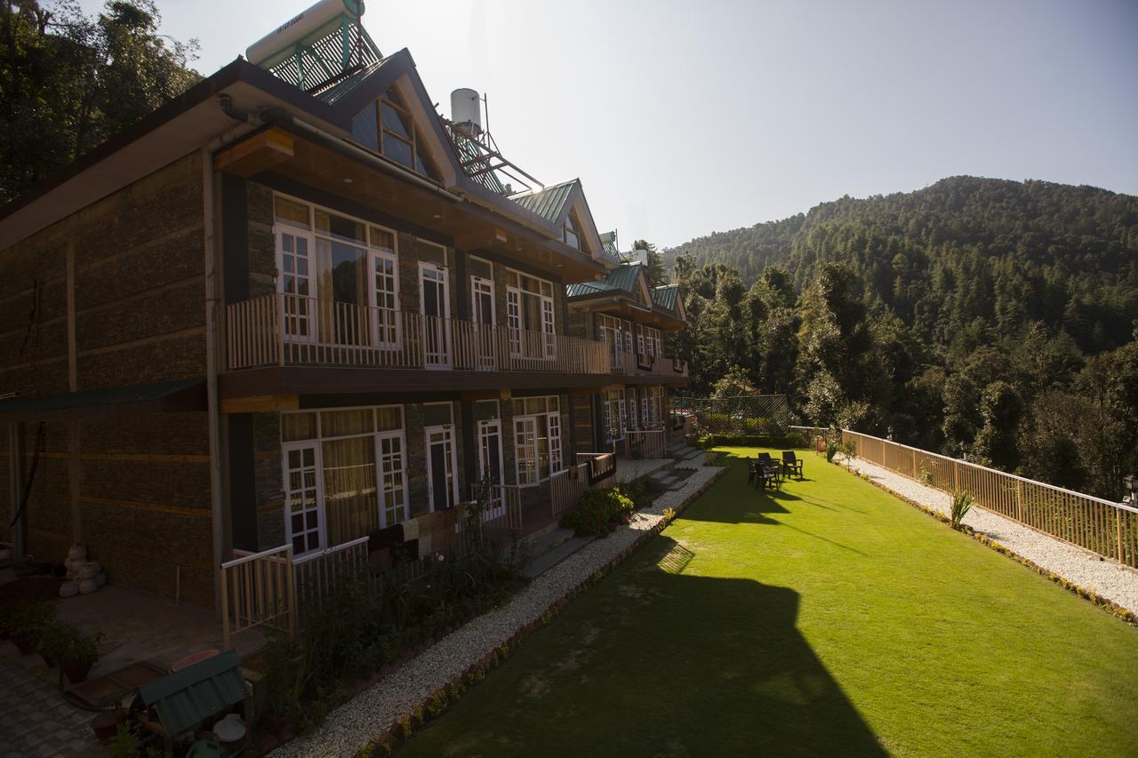 Kamna Hill Resort A Boutique Cottages Simlá Kültér fotó